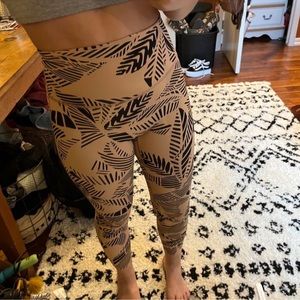 Size medium aerie leggings7/8 length